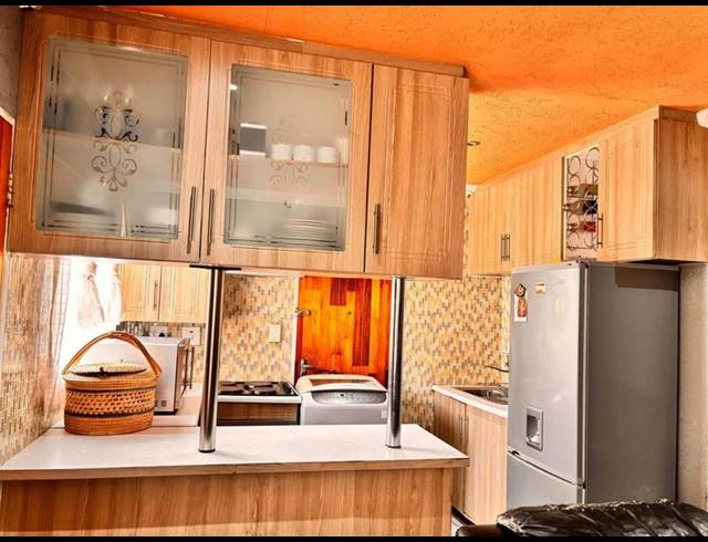 2 BEDROOM HOUSE FOR SALE IN FLEURHOF